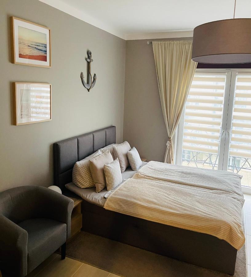 Apartament- Blisko Morza- W Trzech Koronach Z Prv Miejscem Parkingowym W Cenie! Świnoujście Екстериор снимка